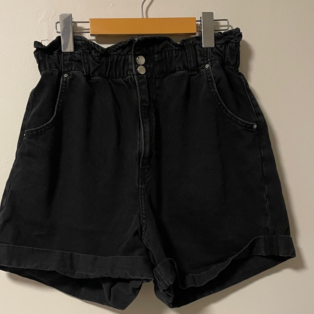 H&M Black High-Waist Women's Shorts